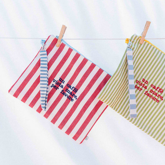 un caffè vista mare, per favore