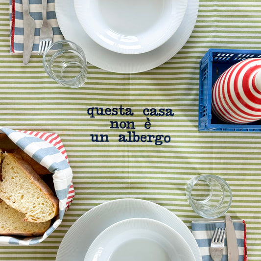 questa casa non è un albergo