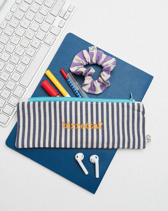 righe blu piccole - ricamo giallo