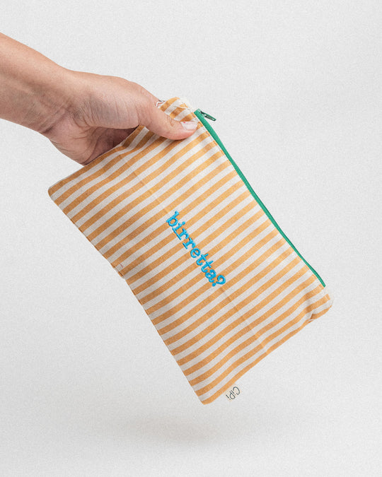 righe piccole gialle - ricamo azzurro