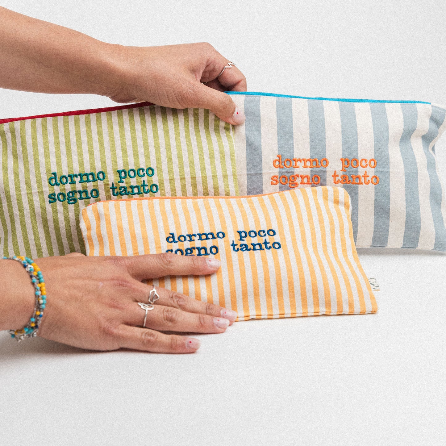 dormo poco sogno tanto