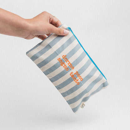 dormo poco sogno tanto