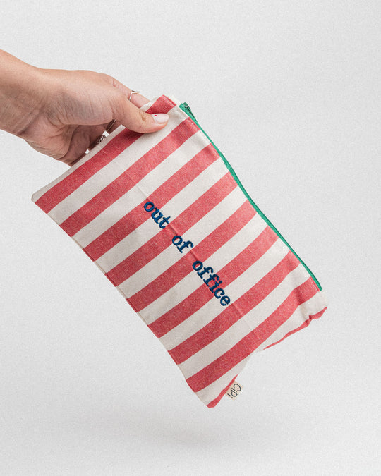 righe grandi rosse - ricamo blu