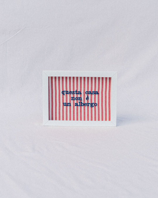 righe piccole rosse - ricamo blu