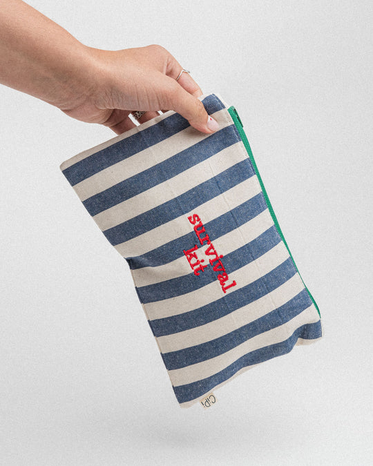 righe grandi blu - ricamo rosso