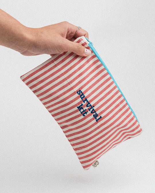 righe piccole rosse - ricamo blu