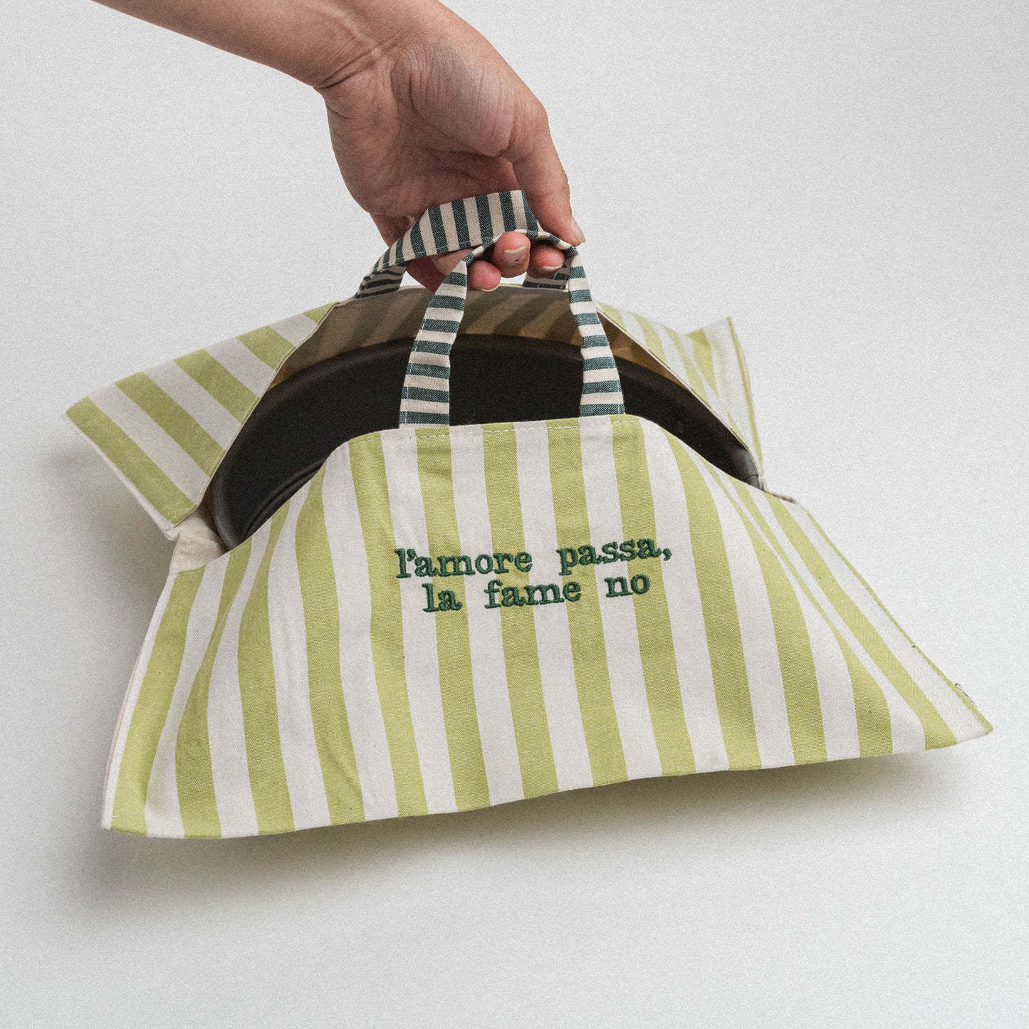 l'amore passa la fame no