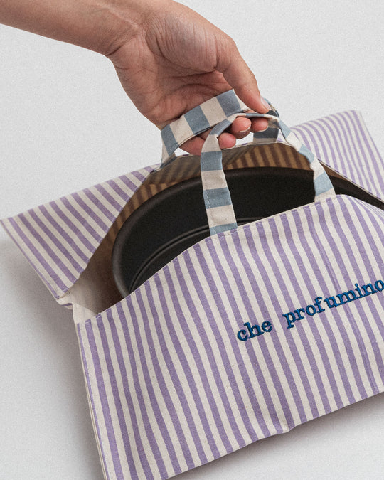 righe piccole lilla - ricamo blu