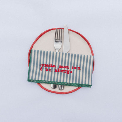 questa casa non è un albergo